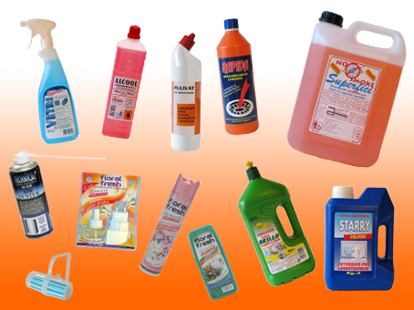 Detergenti e igienizzanti per ambienti e superfici, detersivi, chimici e deodoranti.