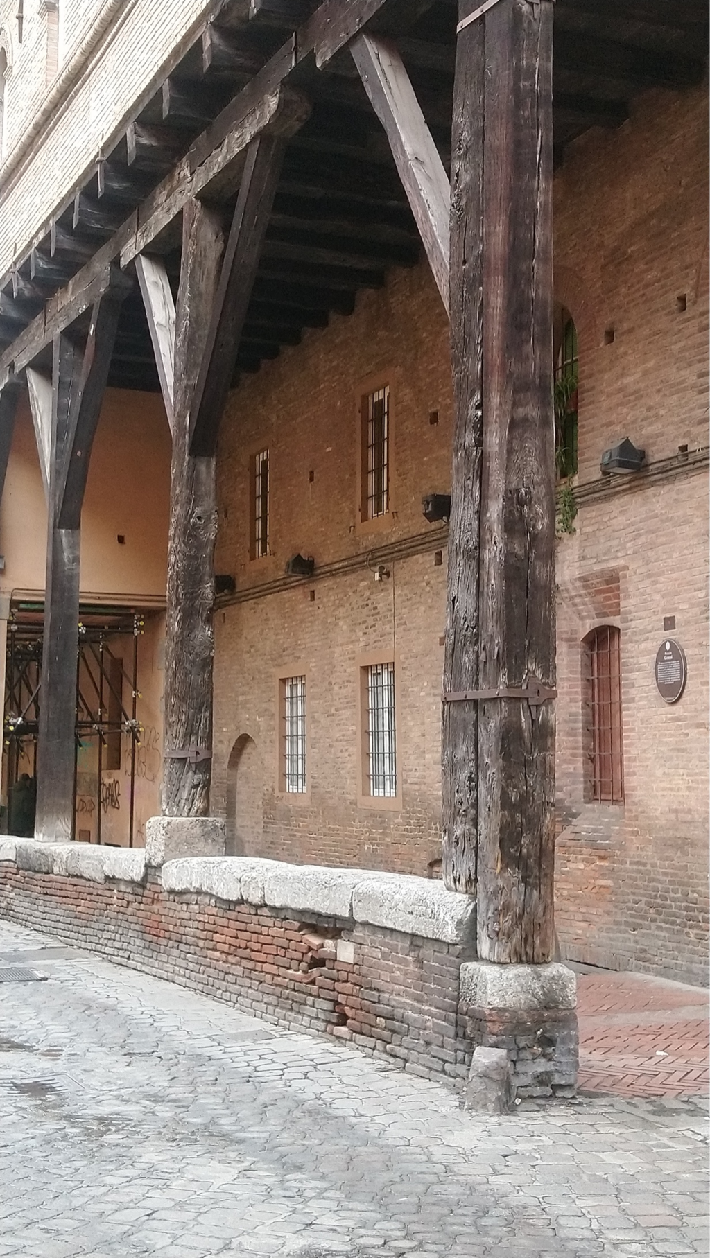 Portico di Palazzo Grassi - foto di Luisa Pece FILEminimizerpng
