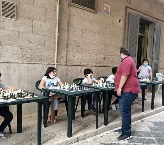 Lezione di scacchi con l'istruttore Ciavarra Luigi