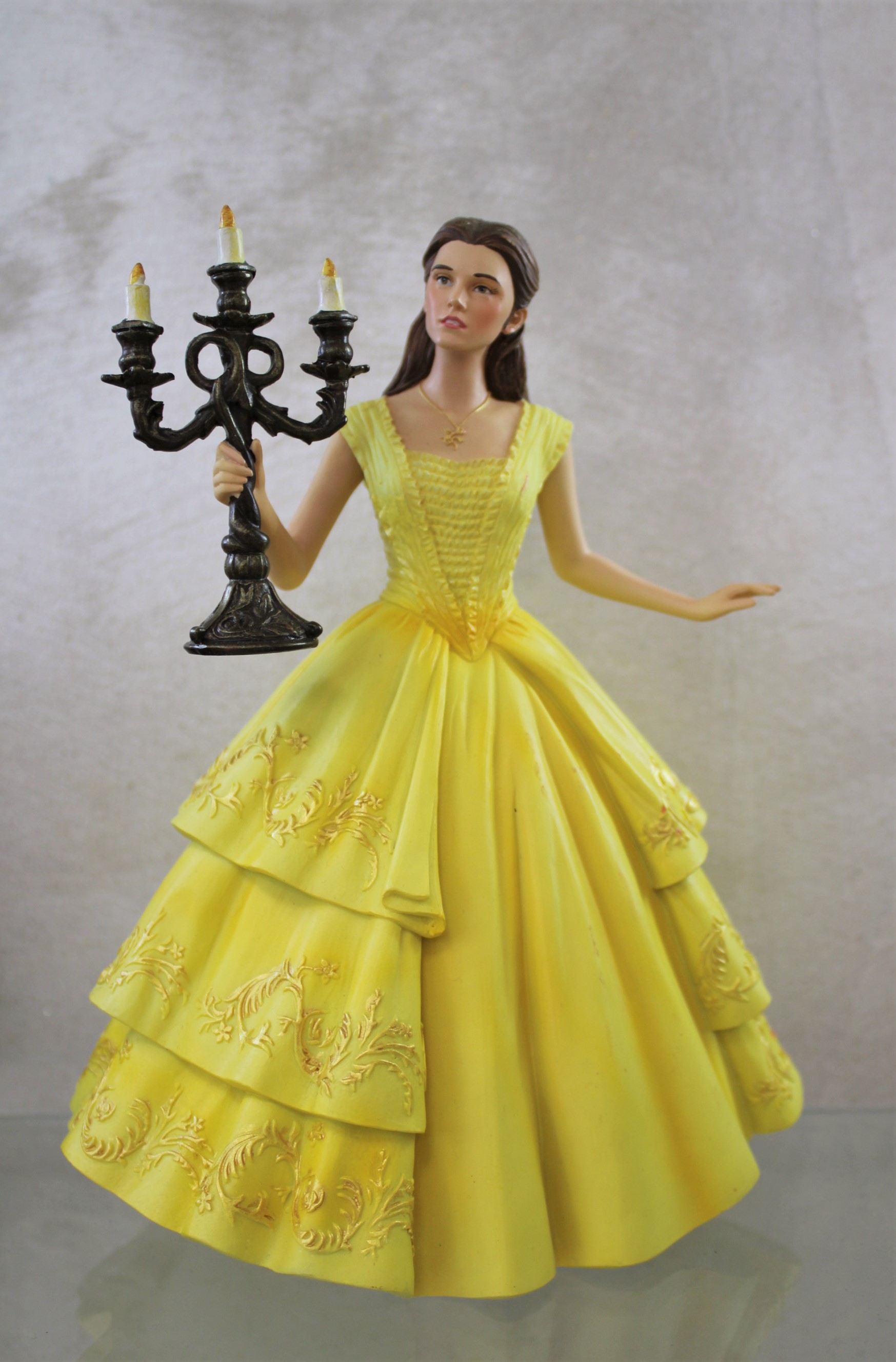 CINEMATIC MOMENT BELLE DISNEY SHOWCASE (LIVE ACTION)