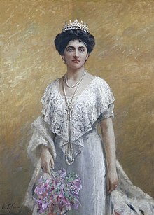 220px-Portrait_of_the_Queen_of_Italy_Elena_of_Montenegrojpg