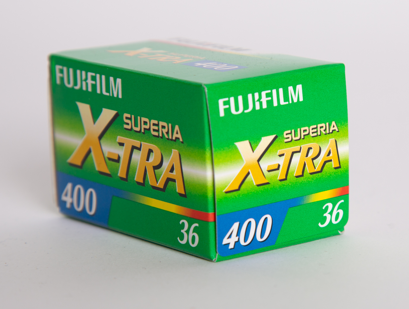 Rullino 36 pose Fujifilm Superia x-tra 400