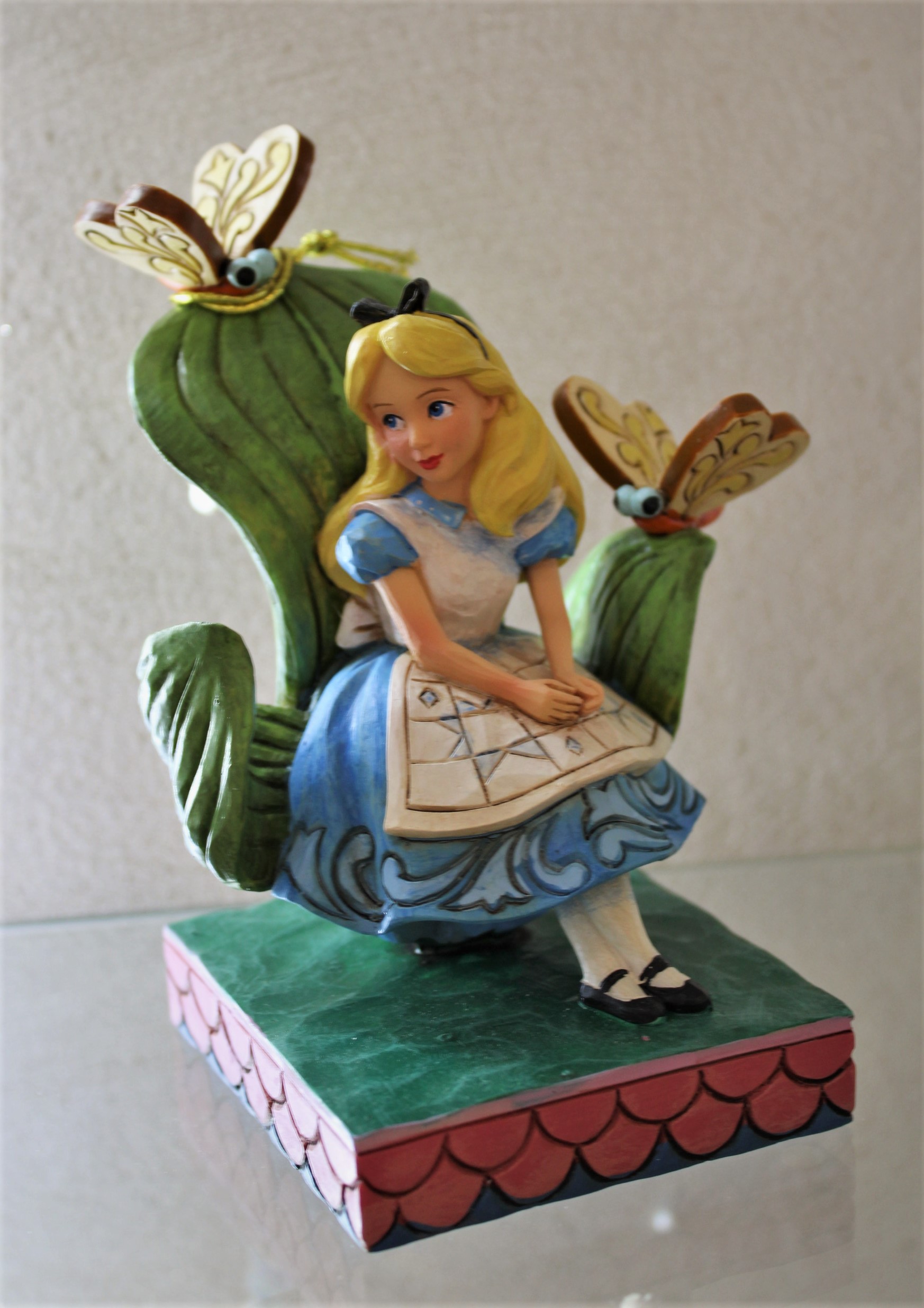 ALICE NEL PAESE DELLE MERAVIGLIE STATUINA DISNEY TRADITIONS