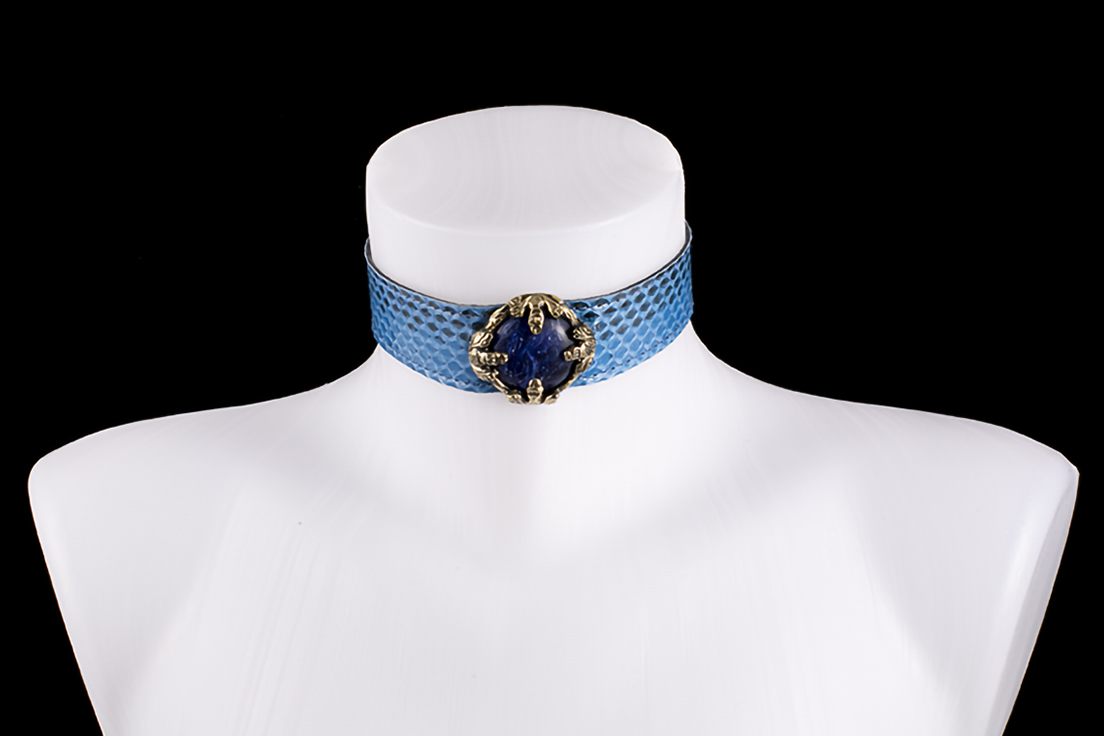 Choker Venus in Real Snake Col. Jeans con pietra