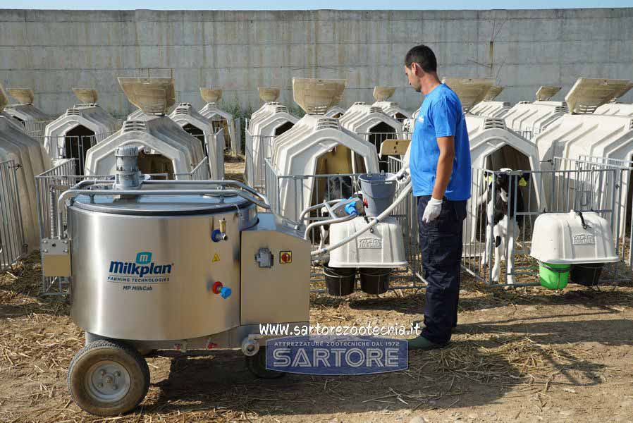 pastorizzatore e distributore latte per vitelli mobile