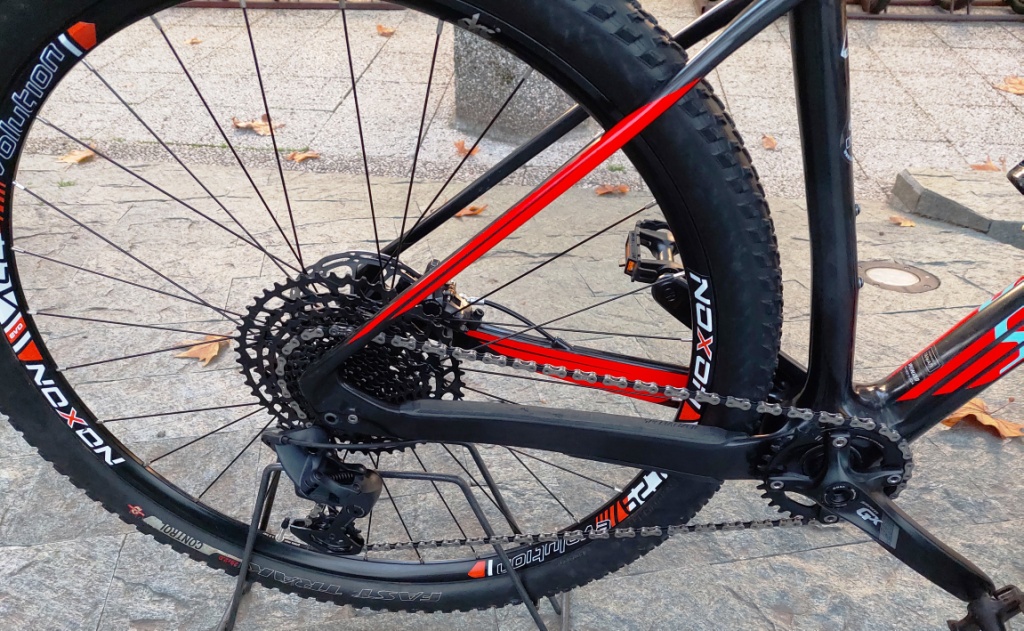 Specialized Stumpjumper Ht Expert Carbon 29 mis. M occasione GX 12v. Euro 1500