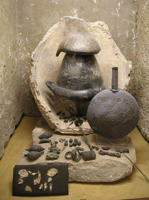 cosa vedere a volterra, museo etrusco guarnacci