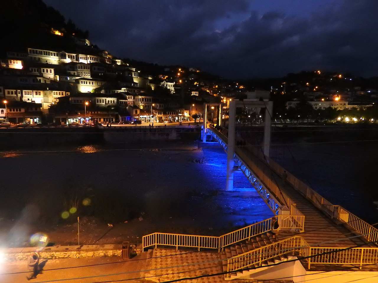 Ponte, notturno, Berat, Albania