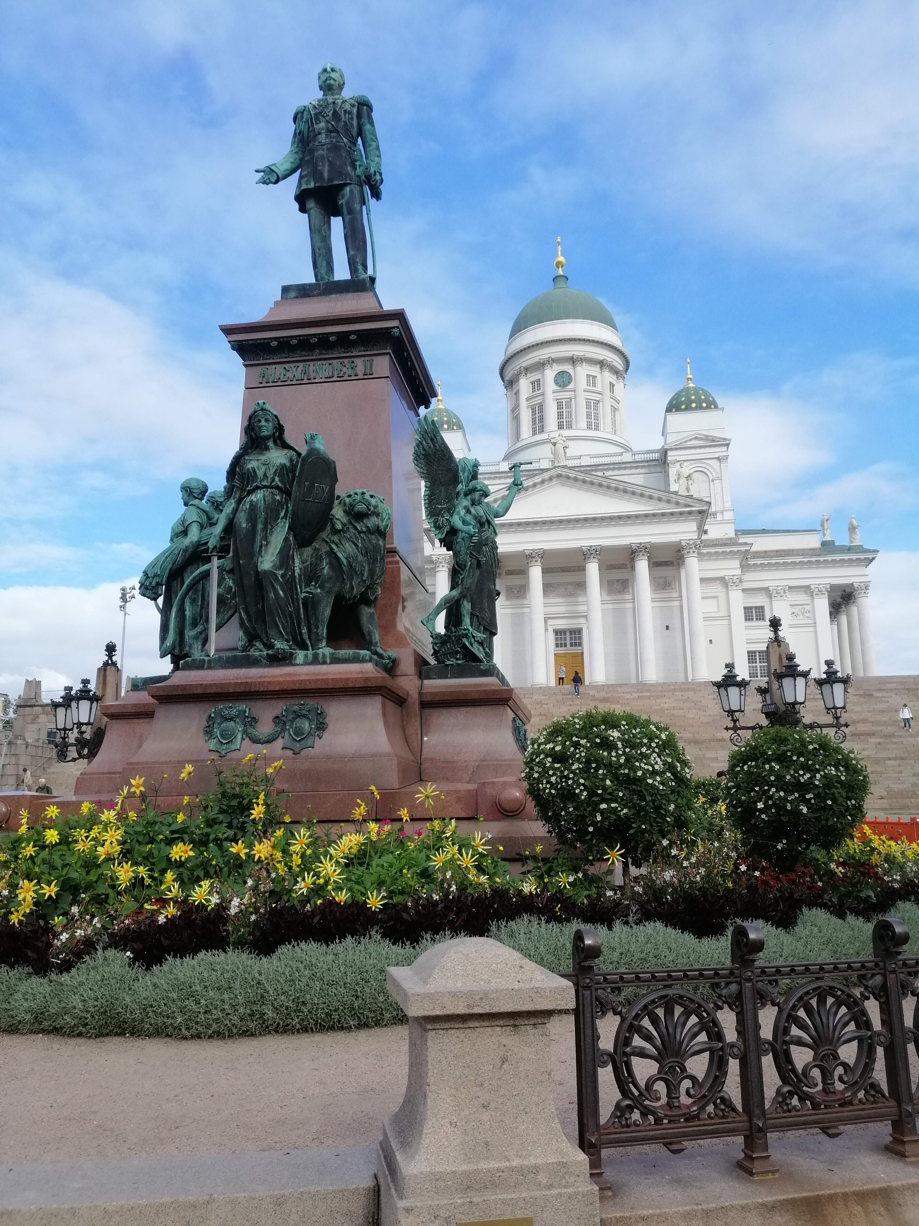 Cathedral and Alexander II statue