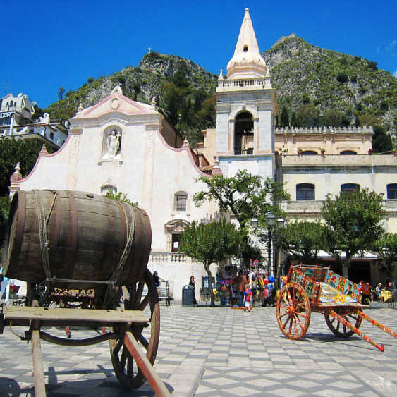 Churches of Taormina excursion