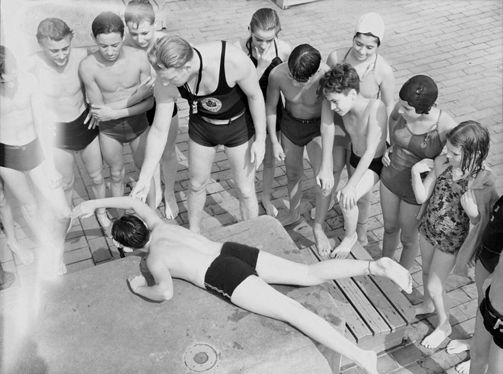 New-york-swimming-pools-historical-photographs 23jpeg