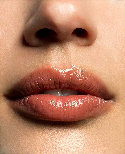 Lip Oil: tutto quello che c'è da sapere sulla nuova frontiera del makeup